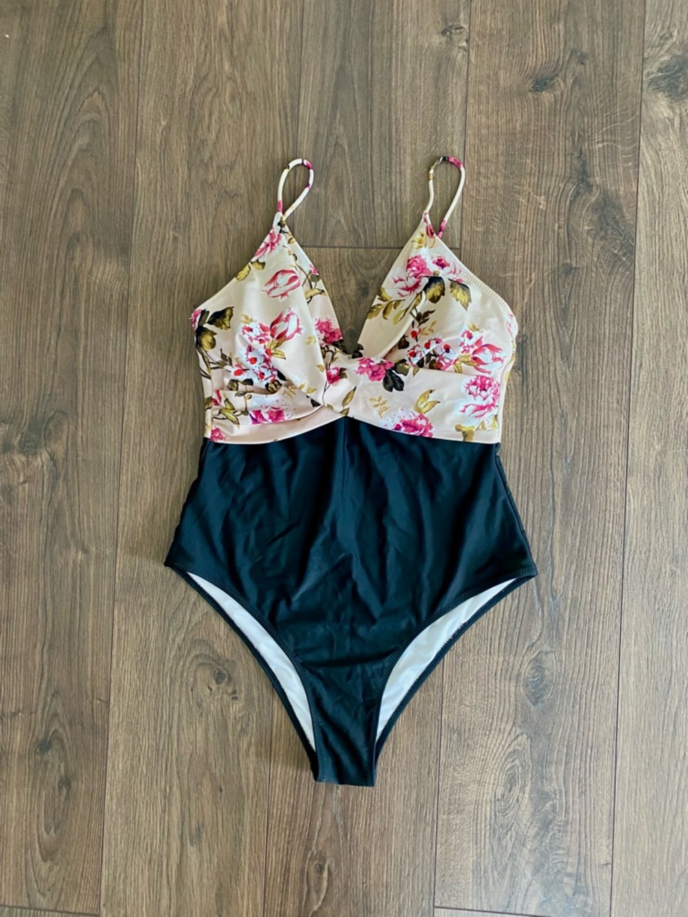 New Cupshe Cream and Pink Floral & Black One-Piece Swimsuit